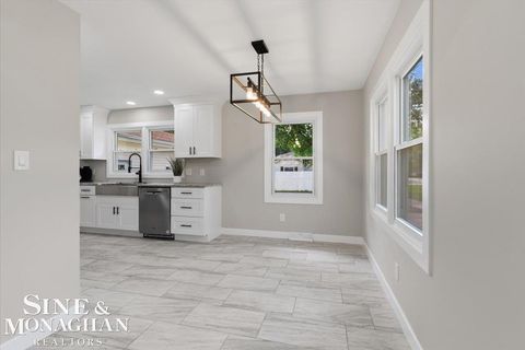 Tiny photo for 1706 New Jersey Avenue, Marysville City, MI 48040 (MLS # 58050211119)