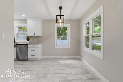 Tiny photo for 1706 New Jersey Avenue, Marysville City, MI 48040 (MLS # 58050211119)