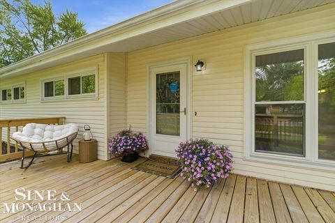 Tiny photo for 1706 New Jersey Avenue, Marysville City, MI 48040 (MLS # 58050211119)