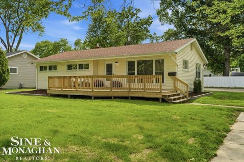 Tiny photo for 1706 New Jersey Avenue, Marysville City, MI 48040 (MLS # 58050211119)