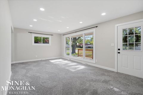 Tiny photo for 1706 New Jersey Avenue, Marysville City, MI 48040 (MLS # 58050211119)