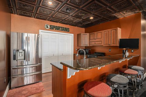 A home in IndependenceCharterTownship_Oakland