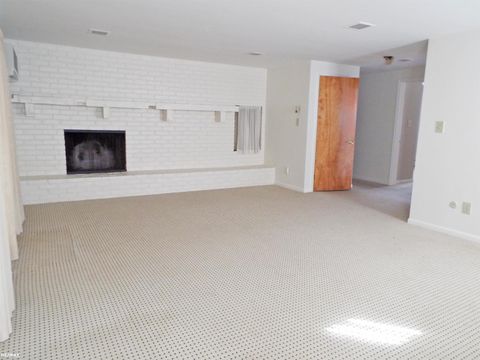 Tiny photo for 5008 Kings Gate Way Street, Bloomfield Charter Township, MI 48302 (MLS # 58050192194)