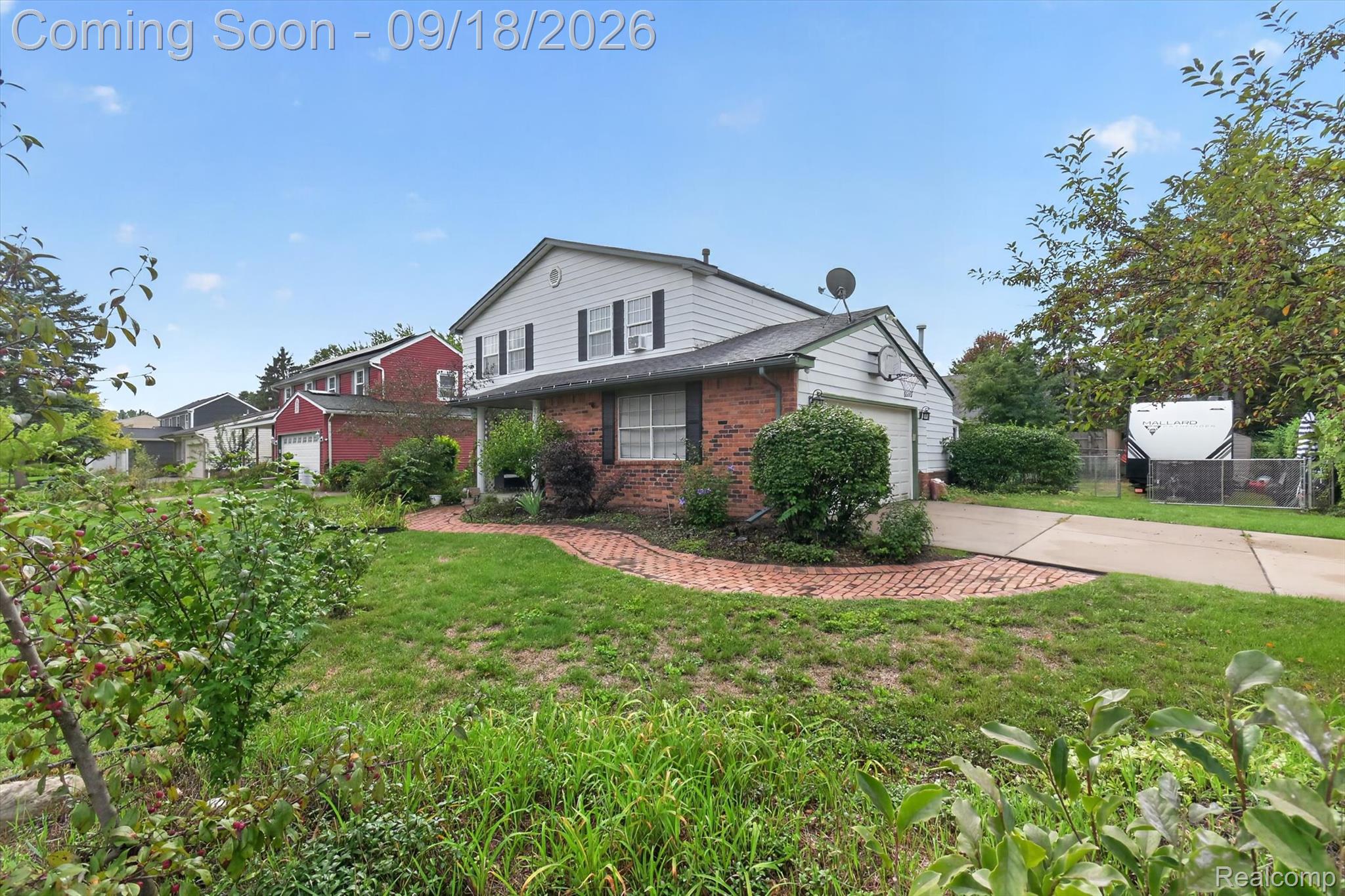 24587 Kings Pointe