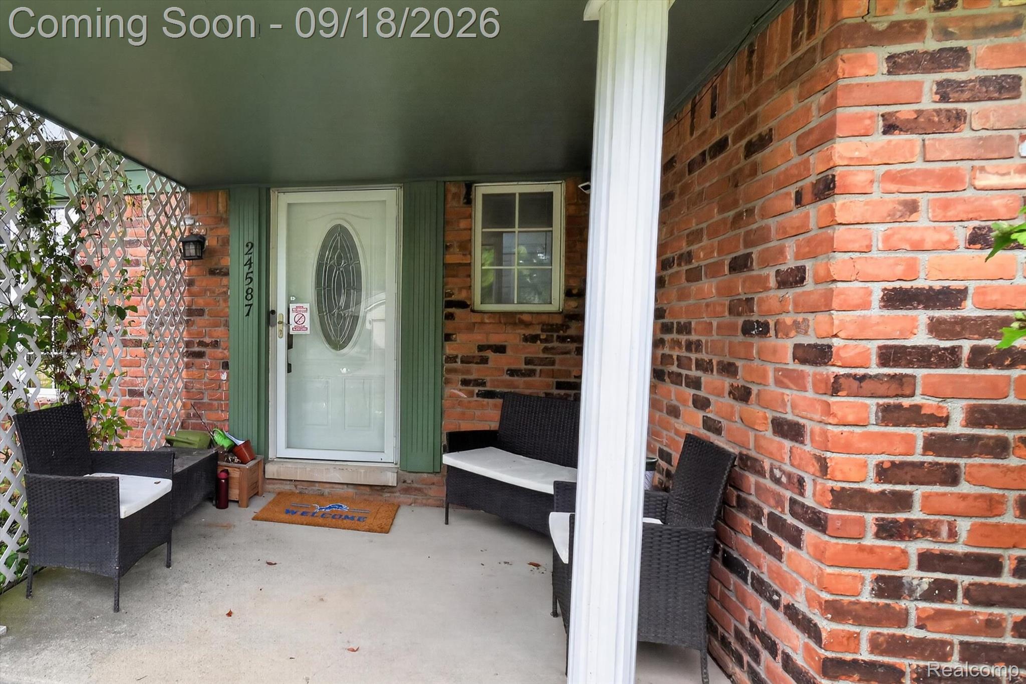24587 Kings Pointe