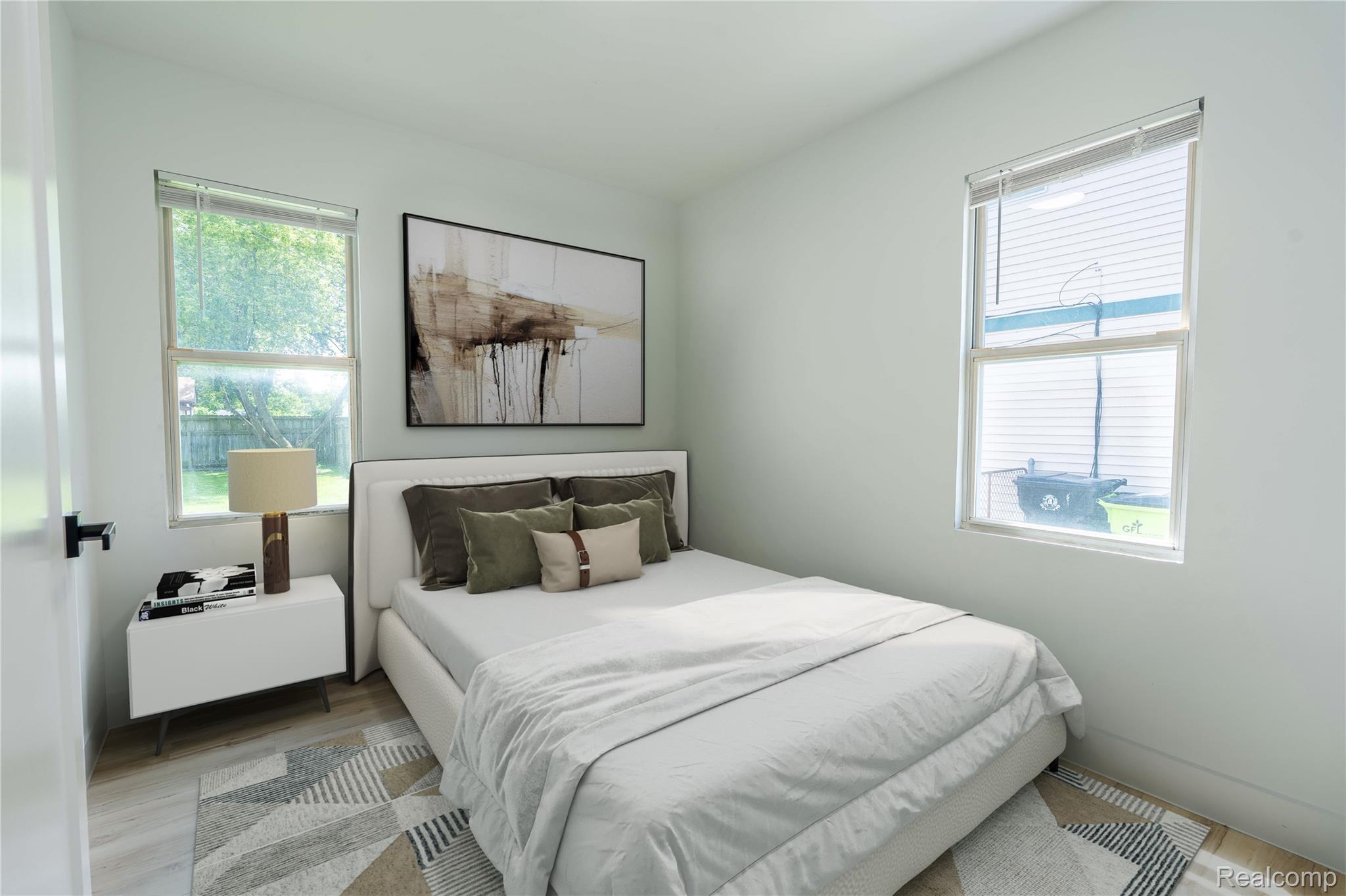 Roseville City, Michigan 48066, United States, 4 Bedrooms Bedrooms, ,2 BathroomsBathrooms,Residential,Pending,156332