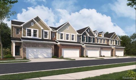 800 Balmoral Ln Troy City MI 48085