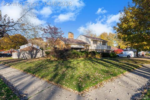 Tiny photo for 392 Cambridge Drive, Mt Clemens City, MI 48043 (MLS # 20261021926)