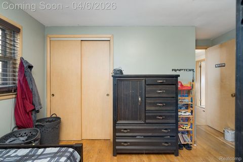 Tiny photo for 392 Cambridge Drive, Mt Clemens City, MI 48043 (MLS # 20261021926)