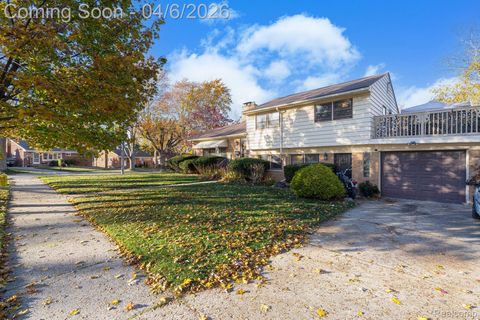 392 Cambridge Drive Mt Clemens City MI 48043