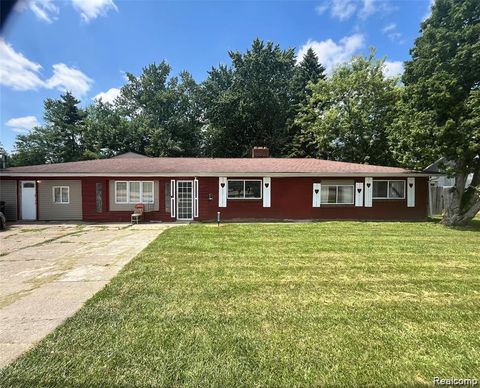 3322 Fenton Road Flint Charter Township MI 48507