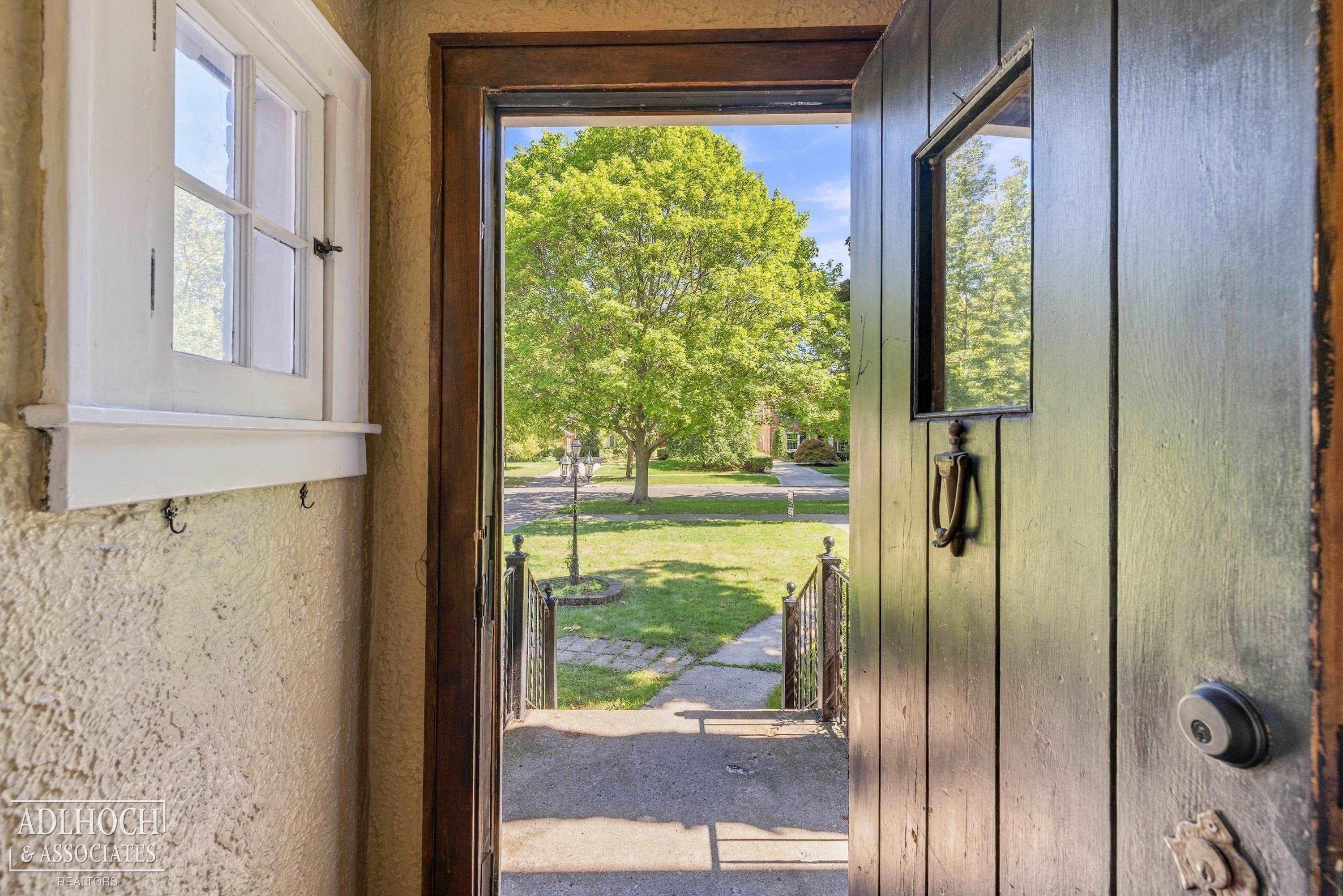 627 Washington Road
