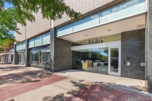 432 S WASHINGTON AVE UNIT 1207, ROYAL OAK, MI 48067 - Image ad56c293e22256d0f80f7e2c8def202a/1408845909