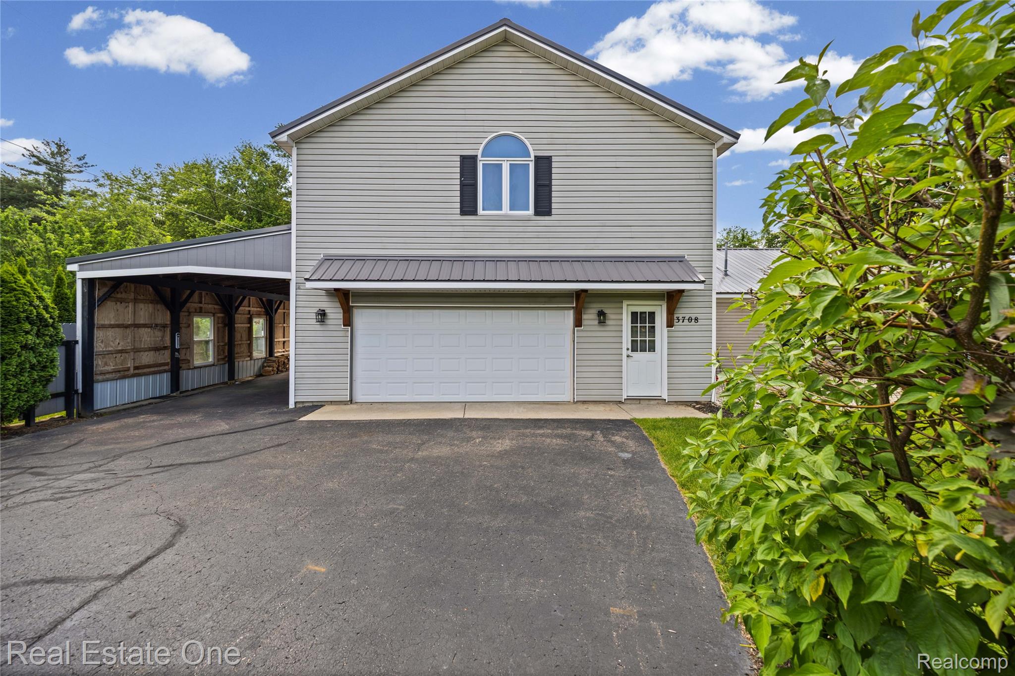 3708 Hideaway Court