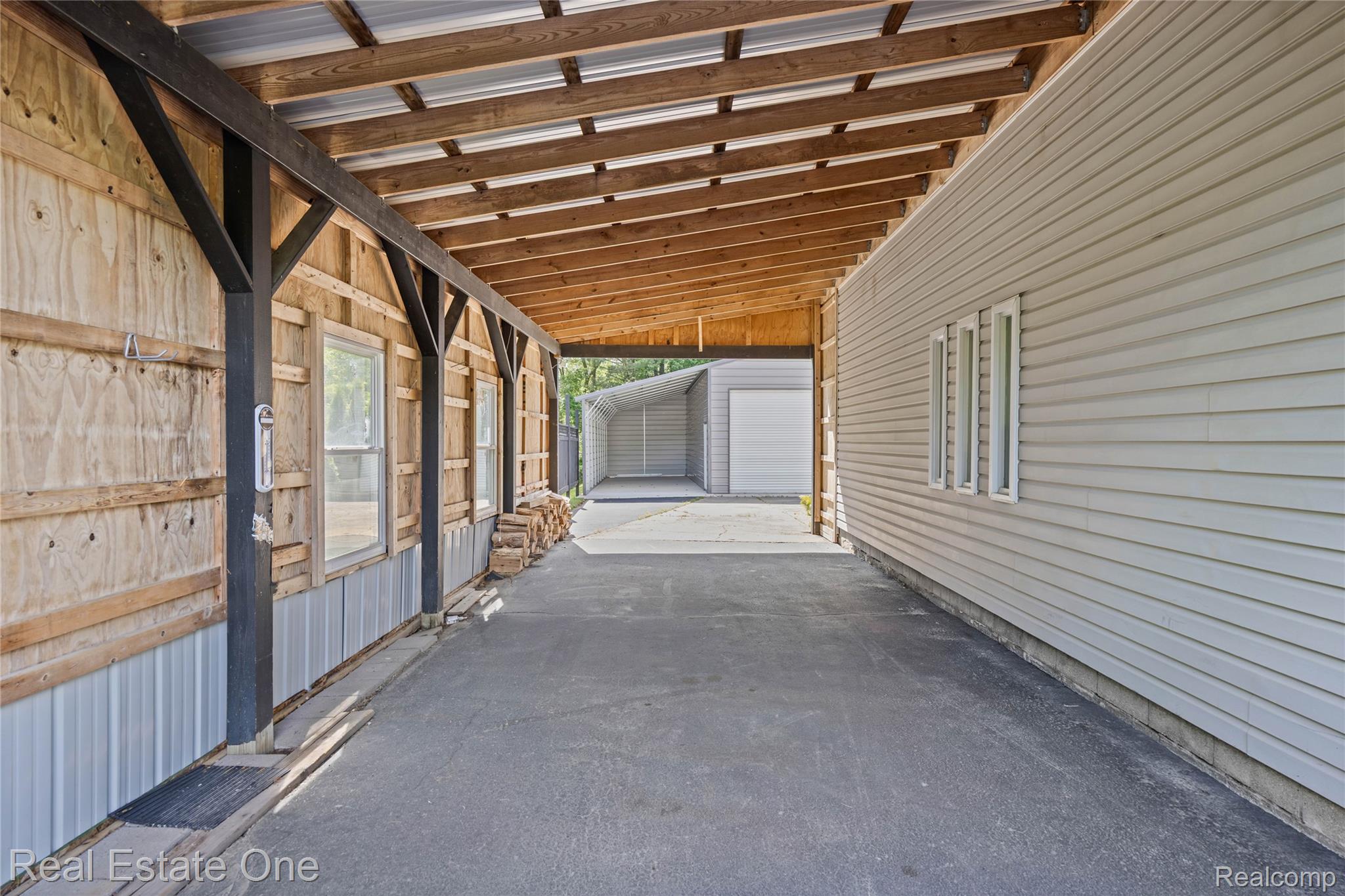 3708 Hideaway Court