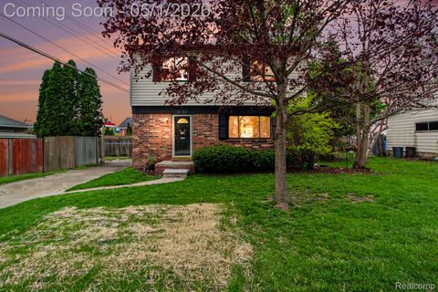 Photo of 8732 Fremont Street, Westland City, MI 48185 (MLS # 20261029391)