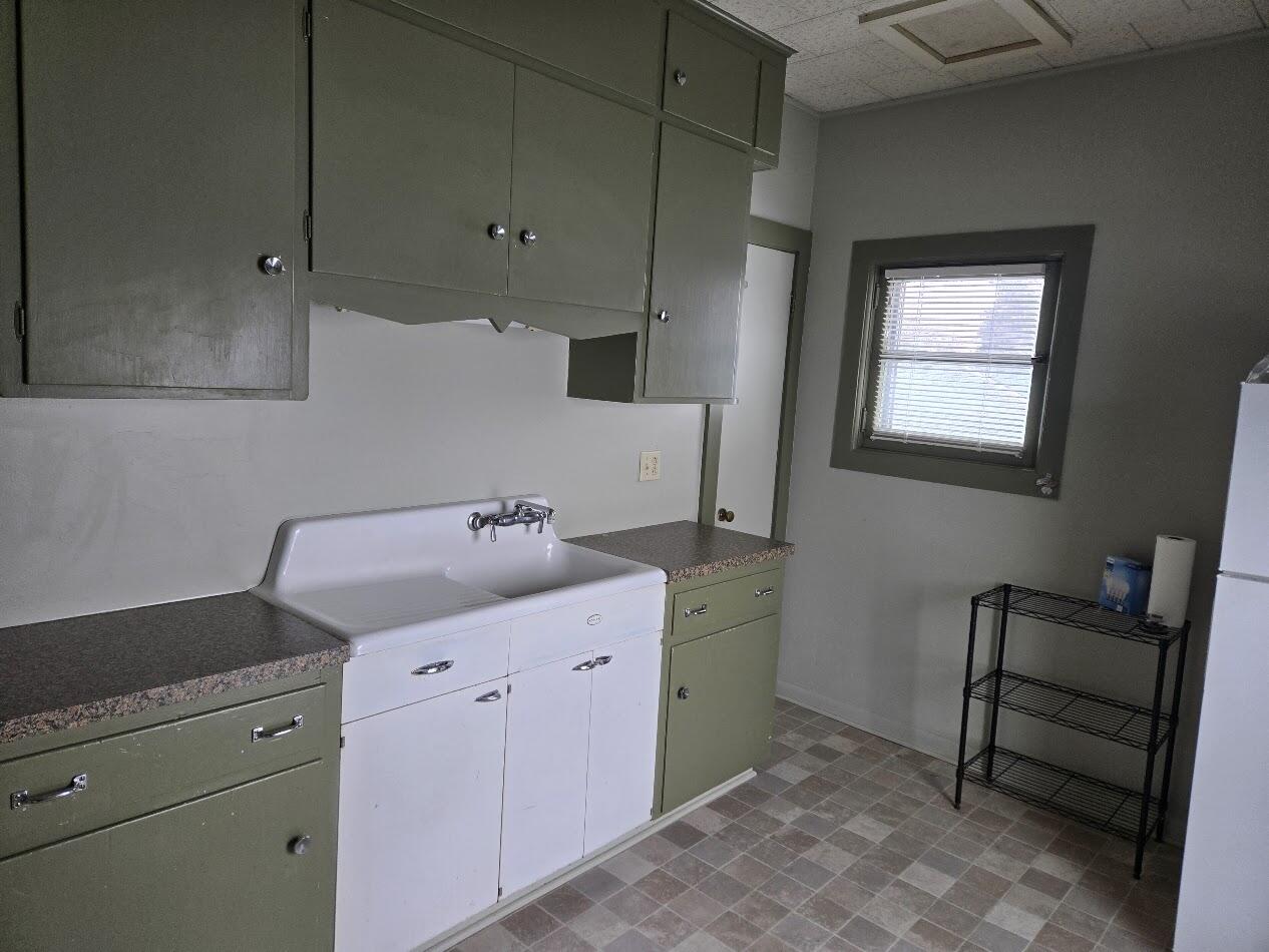 135 W Michigan #2 Avenue