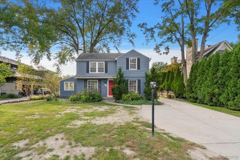 Tiny photo for 736 Pleasant Street, Birmingham City, MI 48009 (MLS # 20261081747)