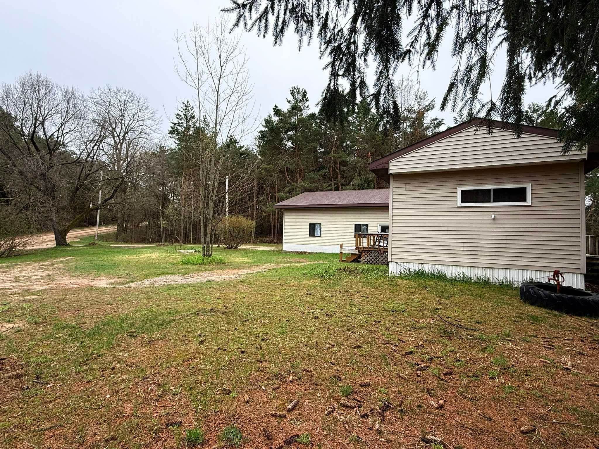 5651 N Seeley Road