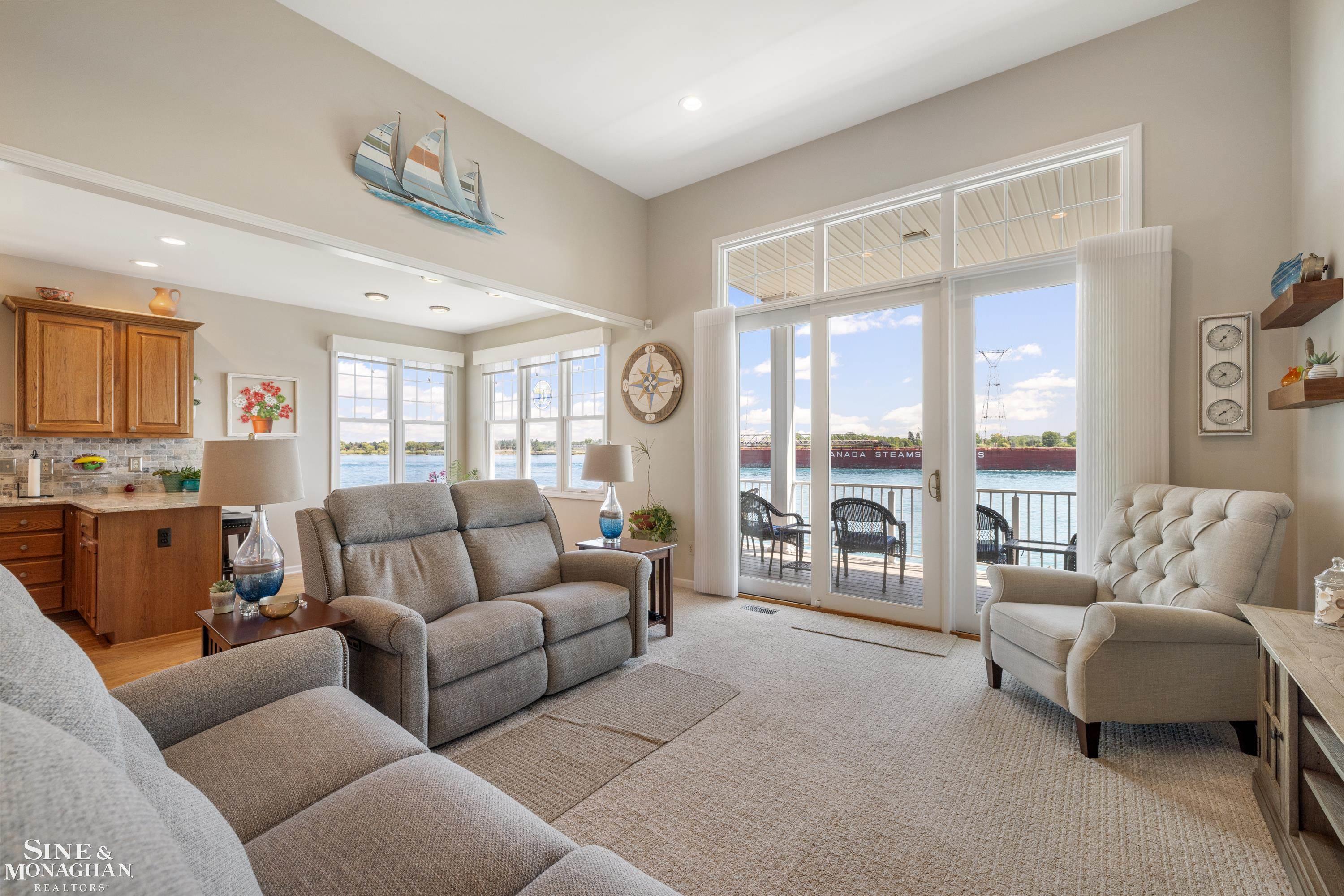 3891 Riverview Terrace
