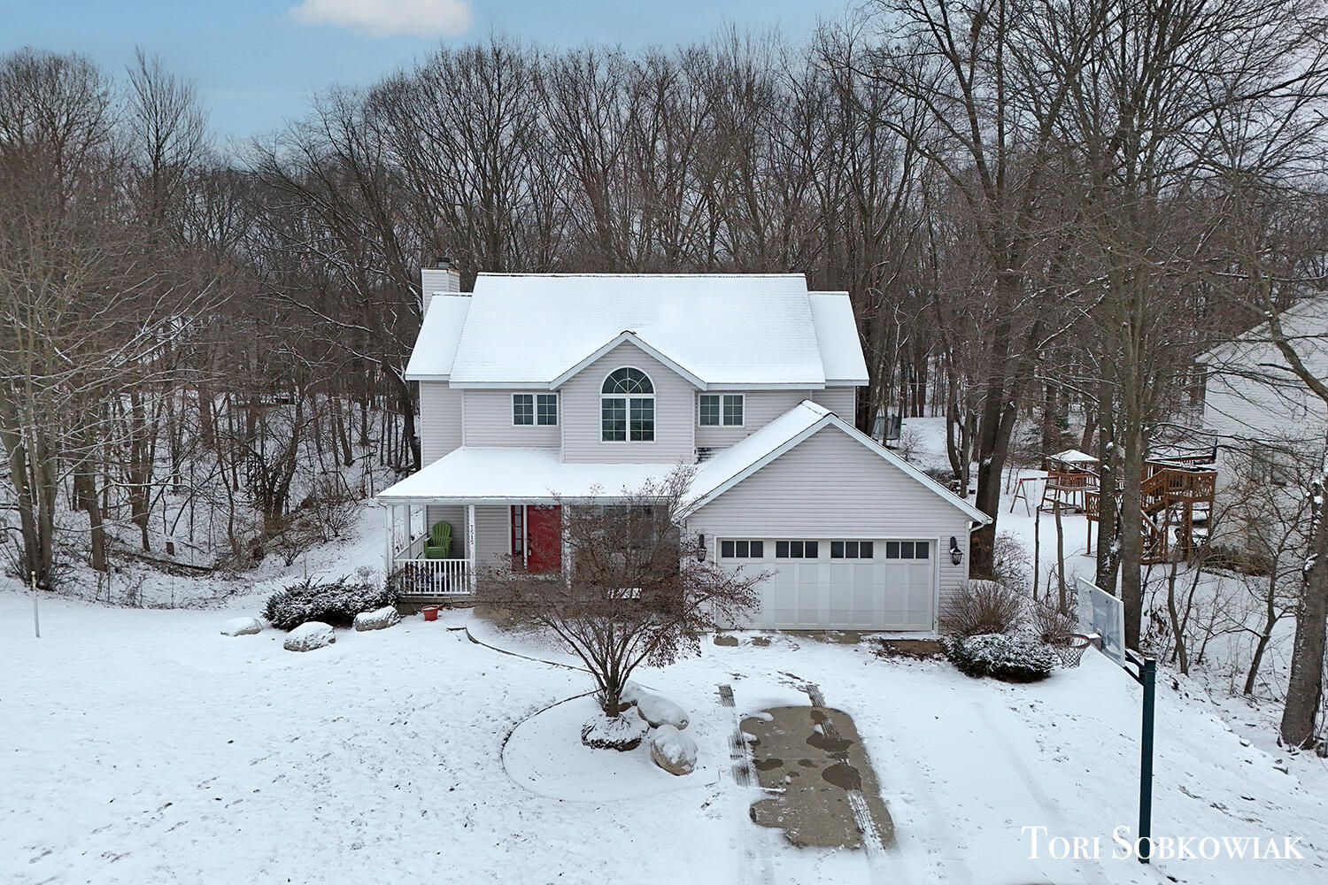 7515 Las Palmas Drive NE