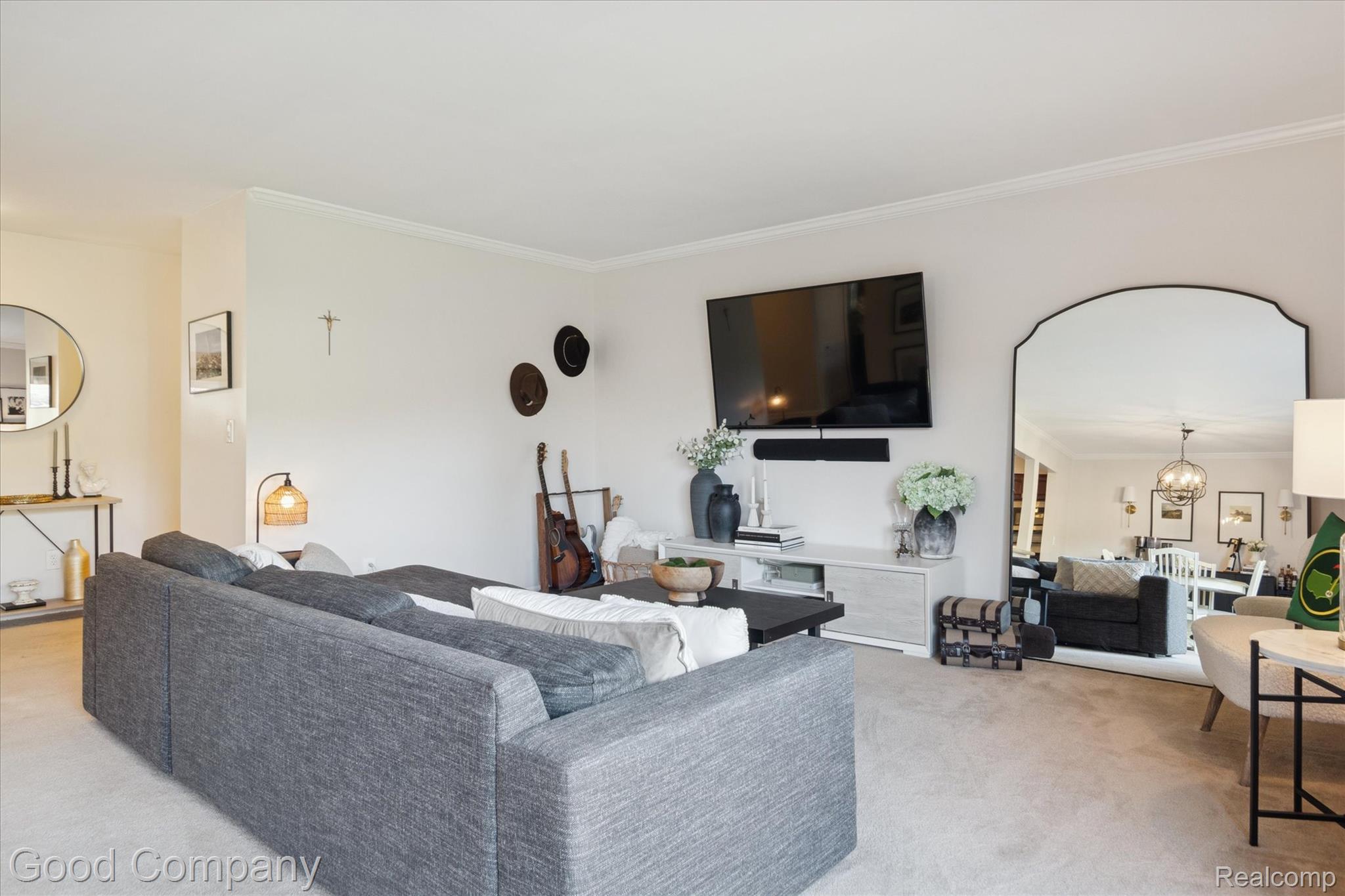 745 Randolph Street 223