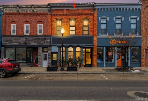 31 N Washington Street Oxford Village MI 48371