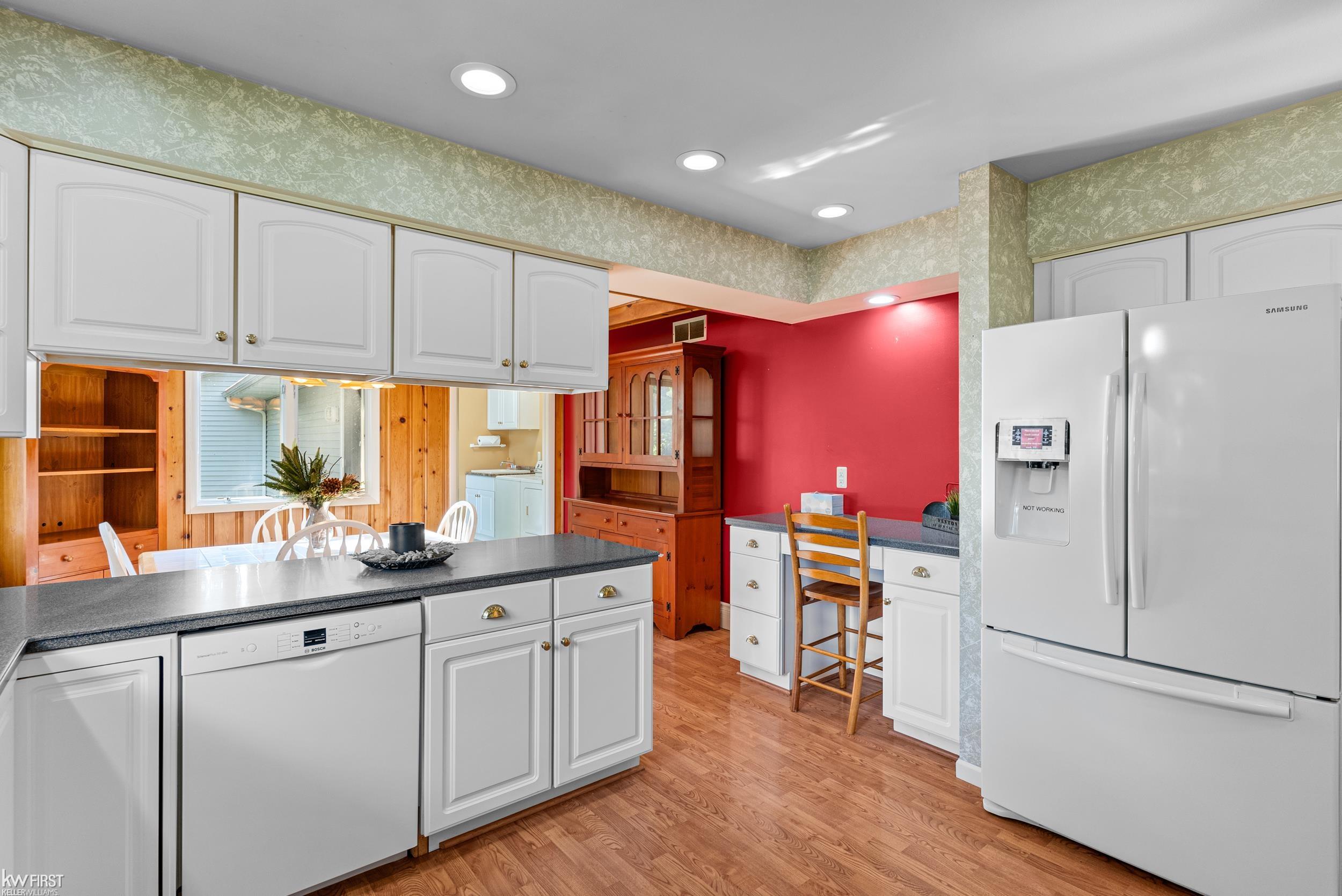 1061 Rose Center Road