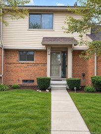 3892 Old Creek Road Troy City MI 48084