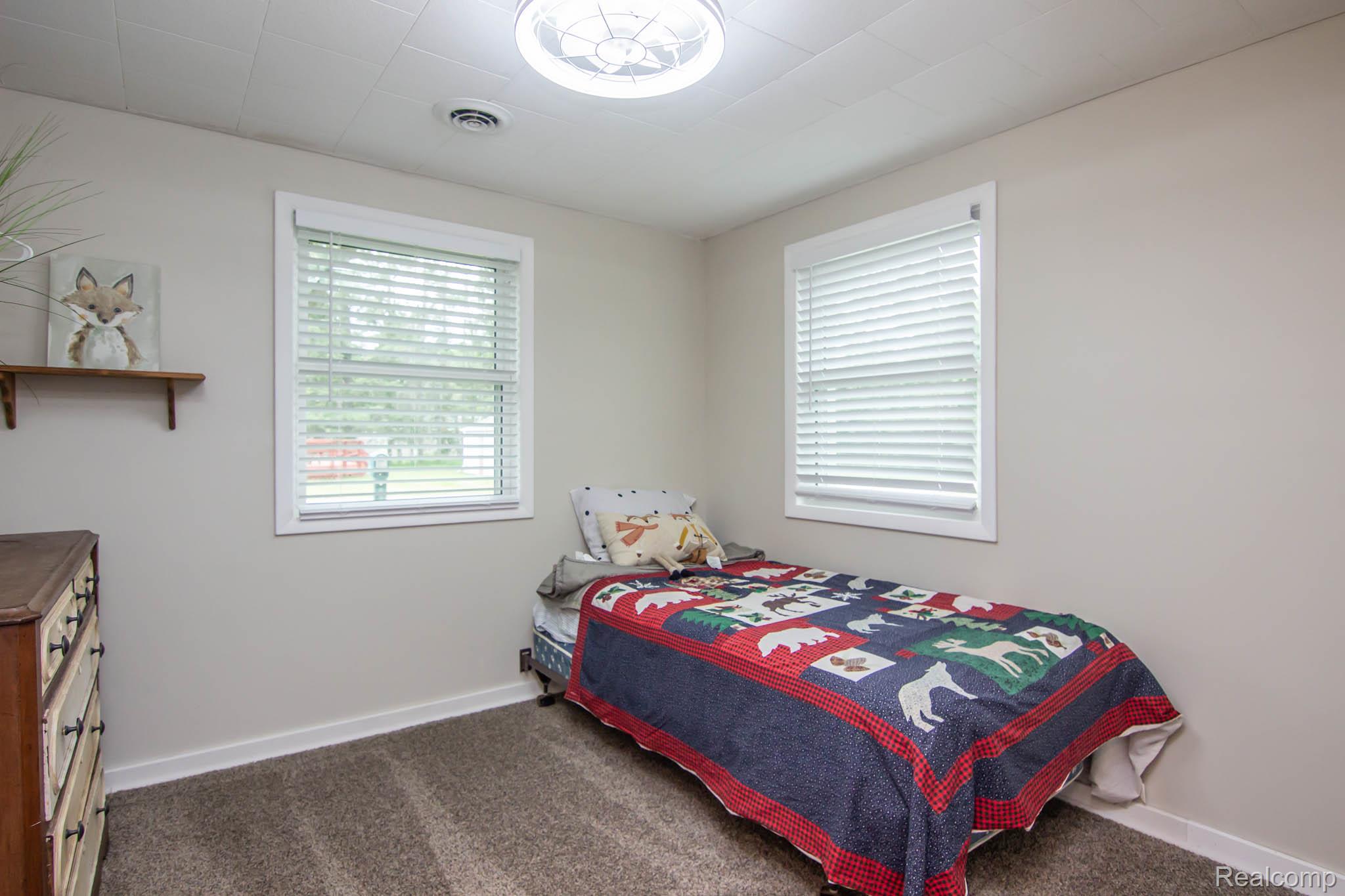 Lincoln Village, Michigan 48742, United States, 2 Bedrooms Bedrooms, ,2 BathroomsBathrooms,Residential,Pending,160127