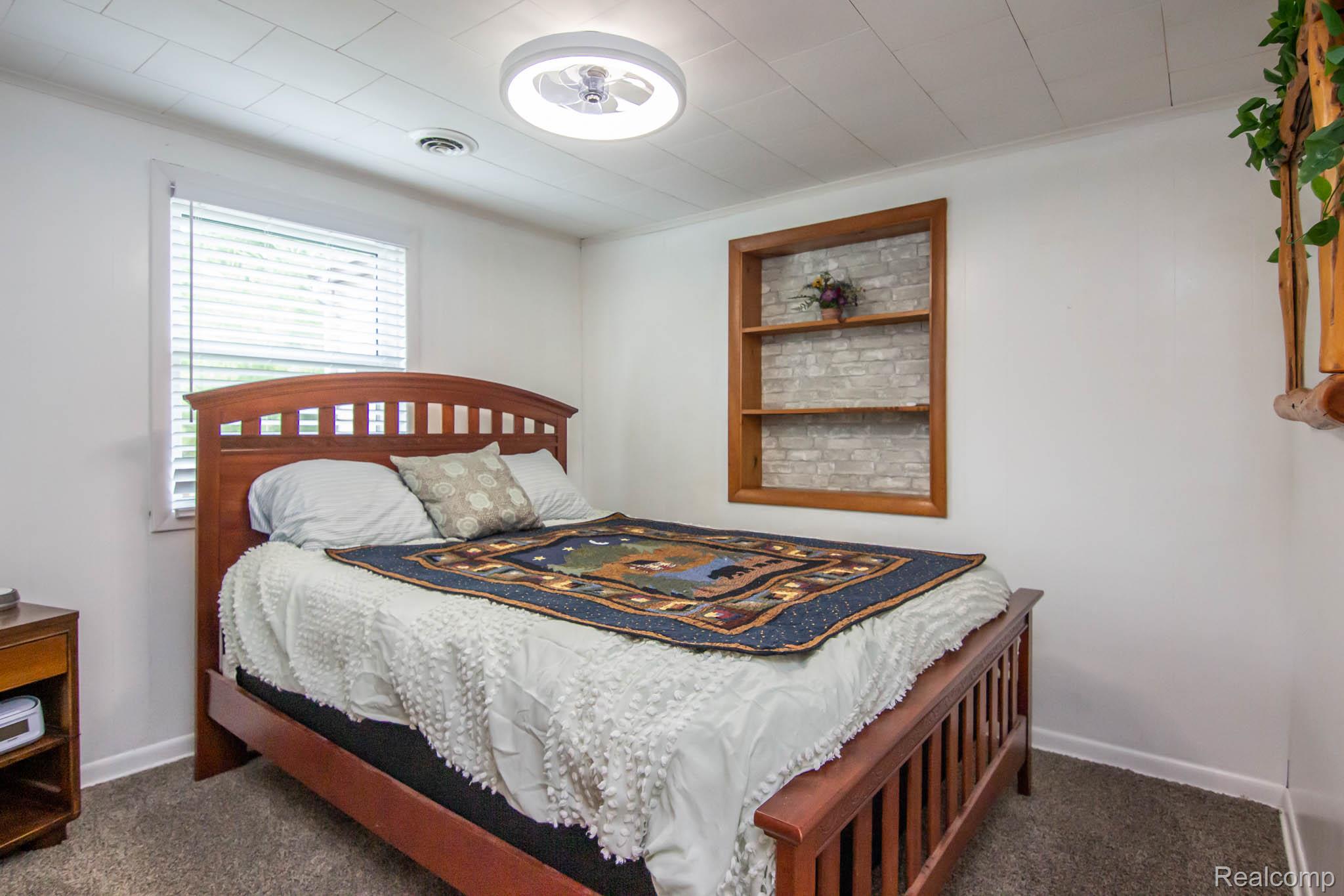 Lincoln Village, Michigan 48742, United States, 2 Bedrooms Bedrooms, ,2 BathroomsBathrooms,Residential,Pending,160127