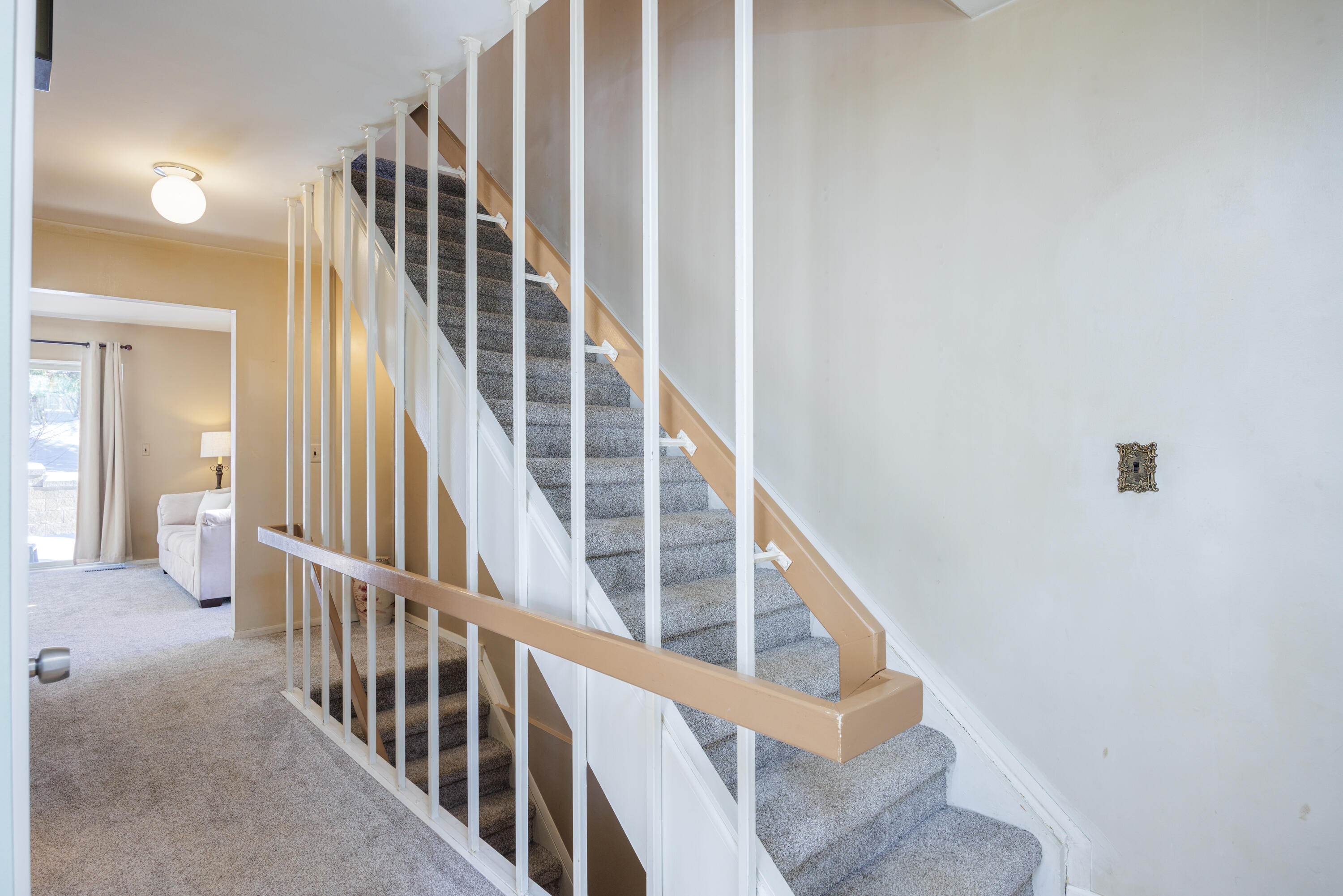 1472 Oakbrook East Drive