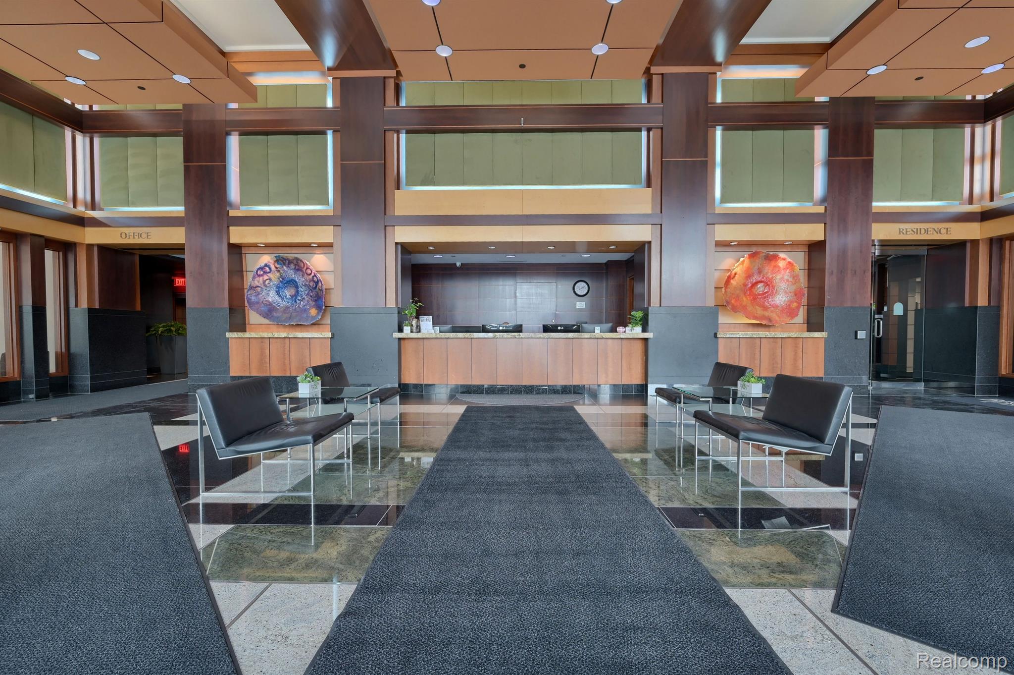 411 S OLD WOODWARD Avenue 824