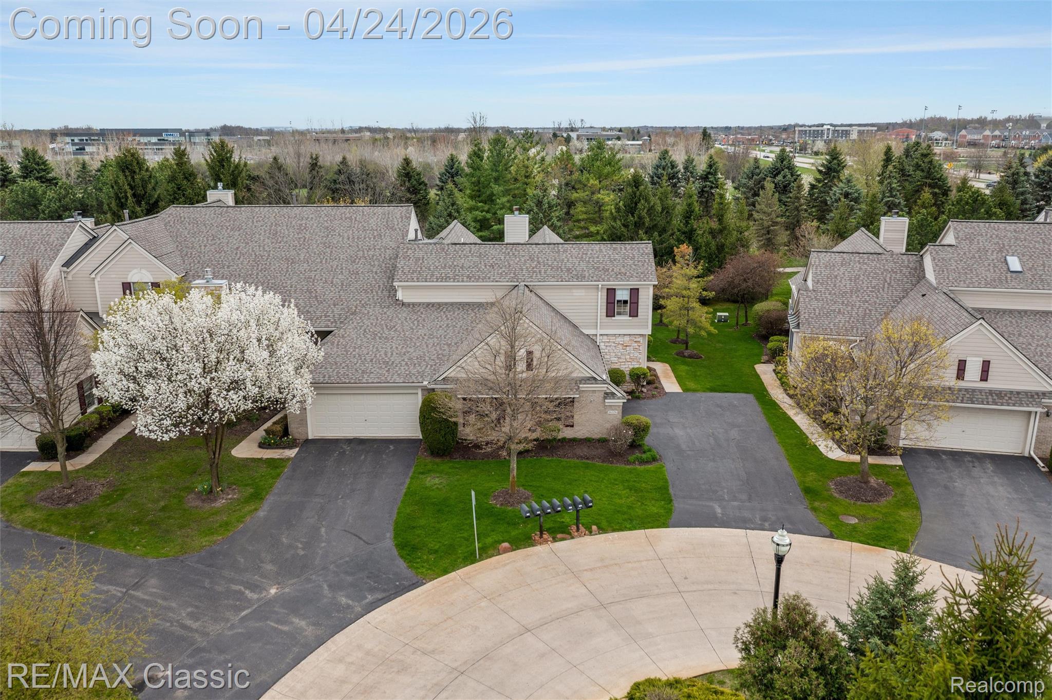 16576 Lyonhurst Circle