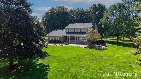 Photo of 816 Geneva Drive, Wayland City, MI 49348 (MLS # 65026016503)