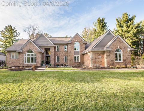 5350 Hidden Pines Drive Genoa Township MI 48116