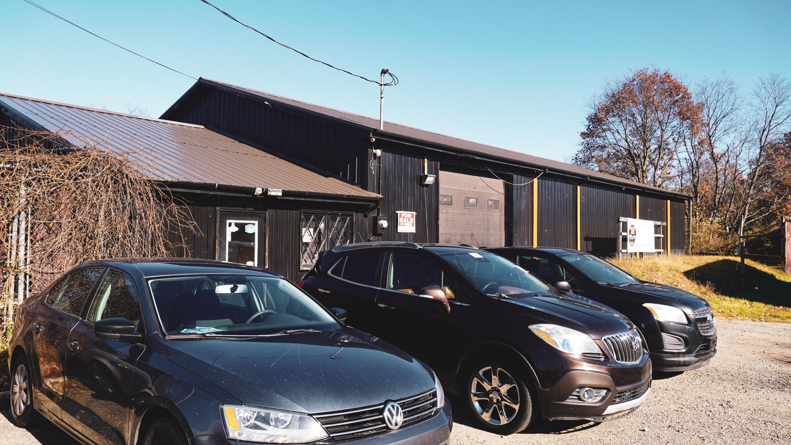 2748 W US Highway 10