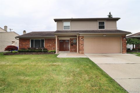 739 Kinloch Street Dearborn Heights City MI 48127