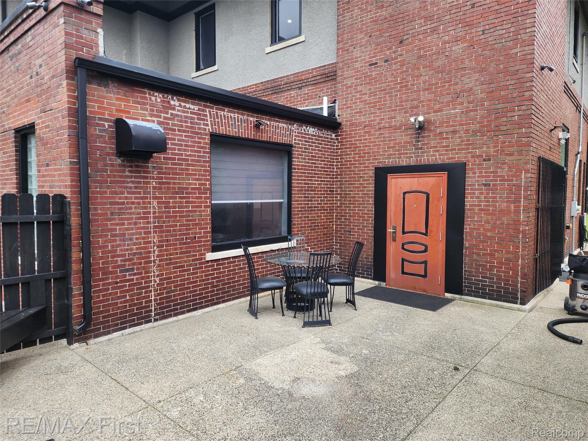 1113 Coplin Street