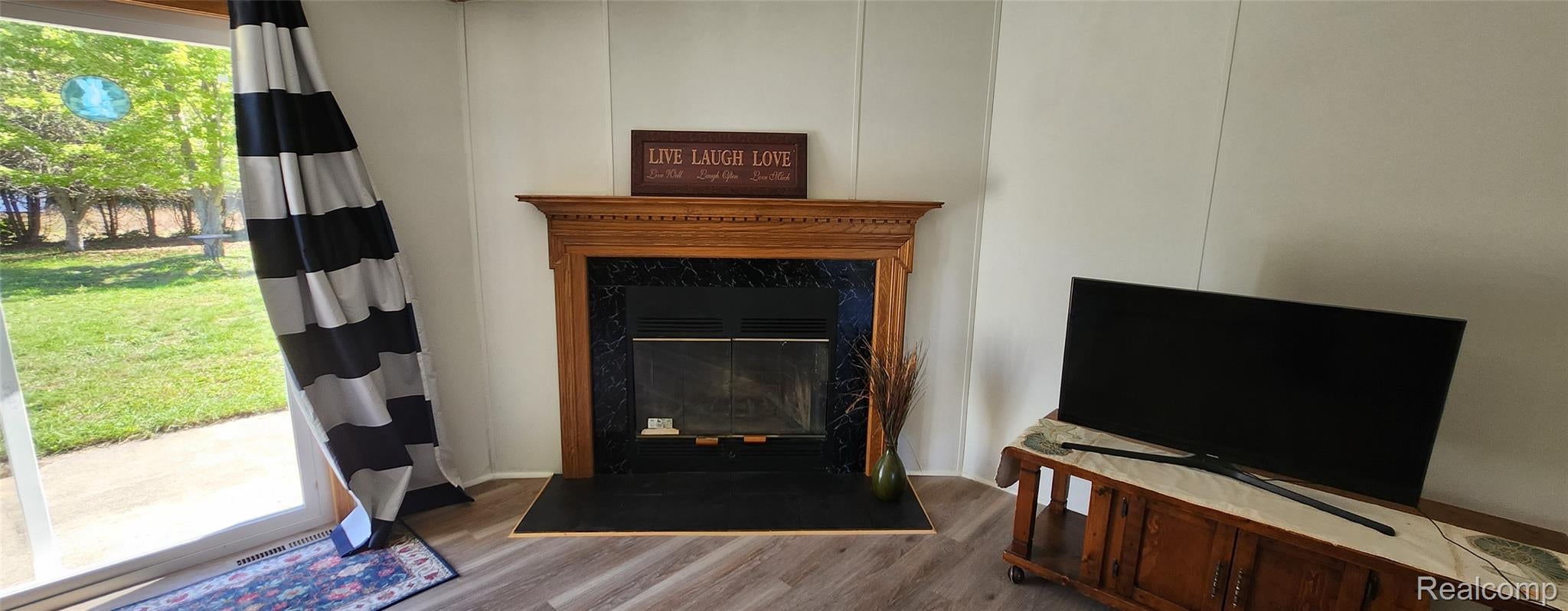 1811 Alexa Lane