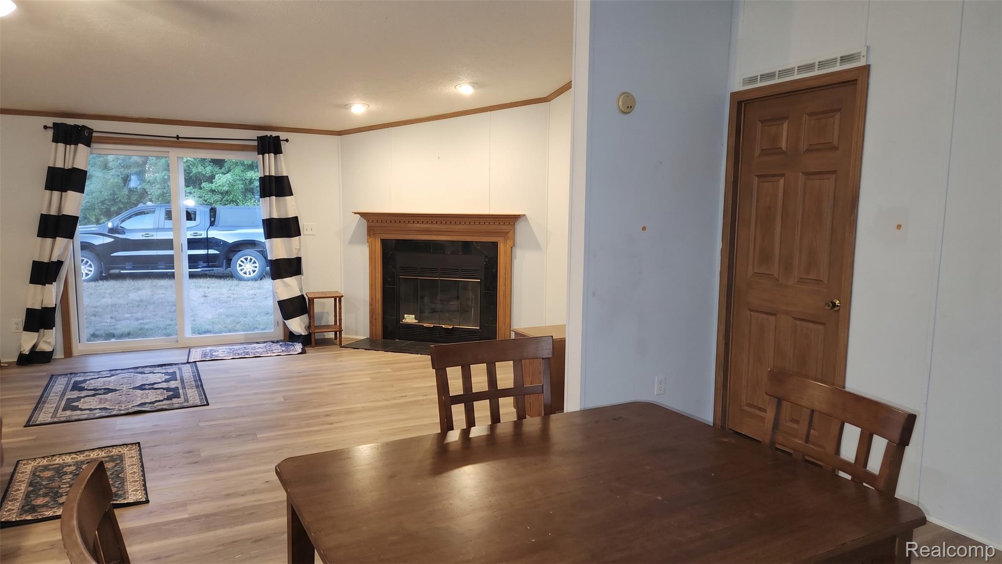 1811 Alexa Lane