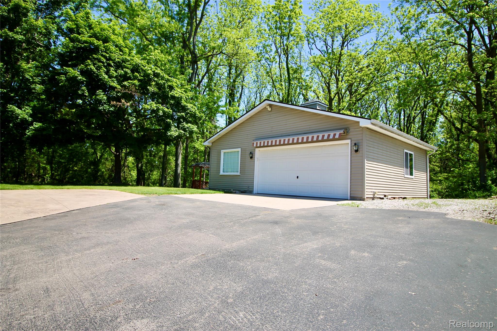 8372 Parshallville Road