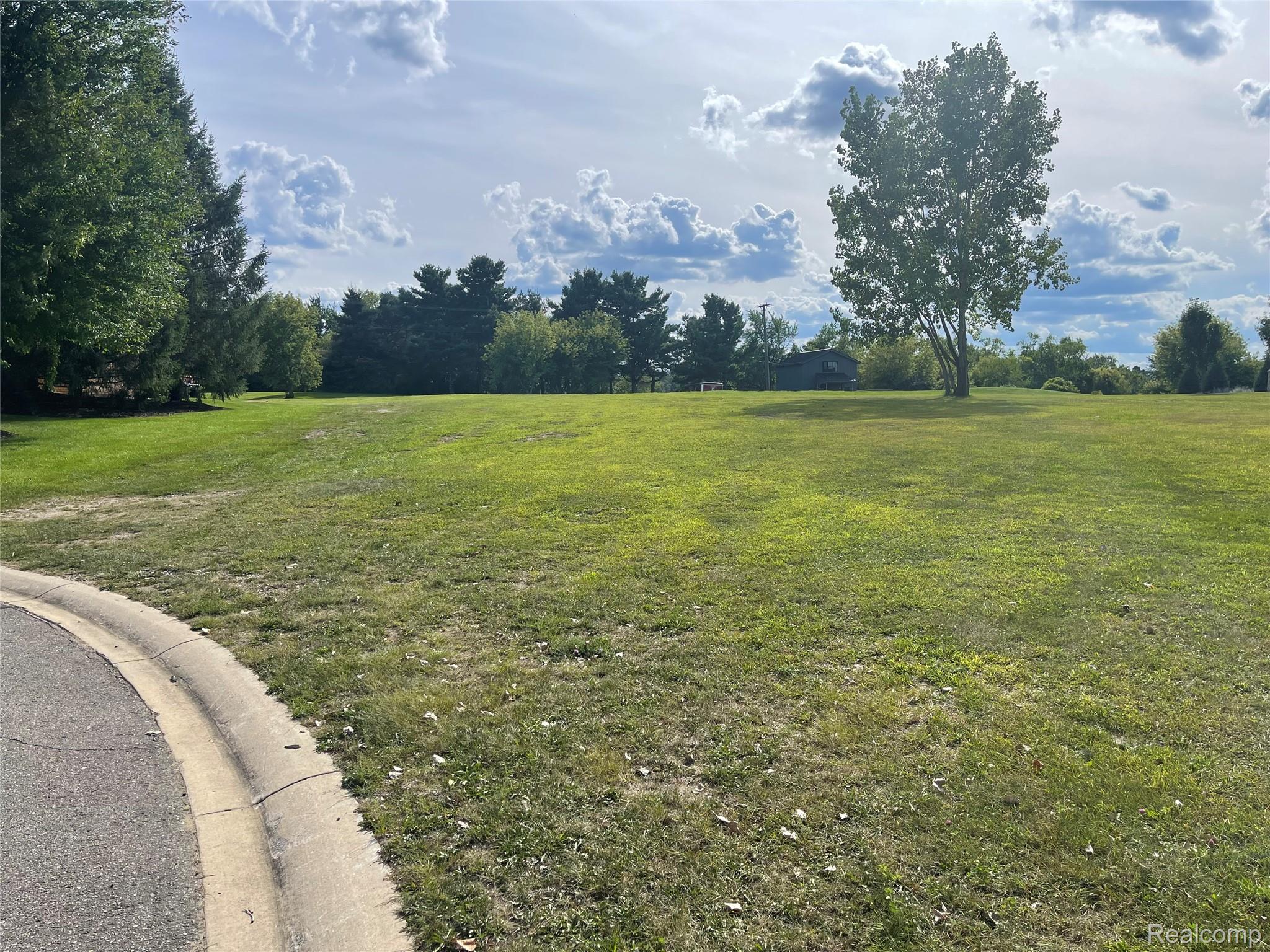 69225 Lake Point Court