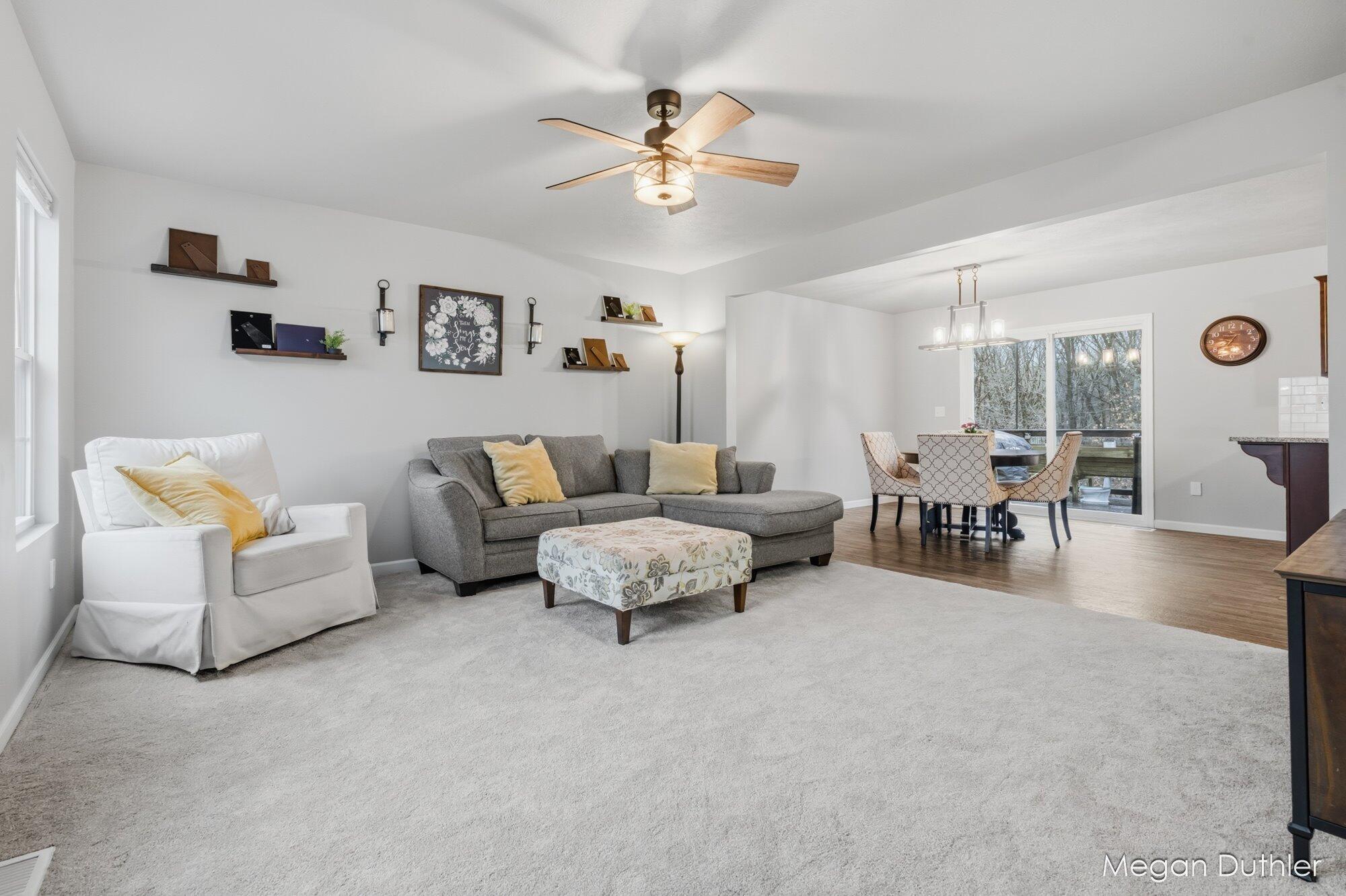 10644 Woodbushe Drive SE