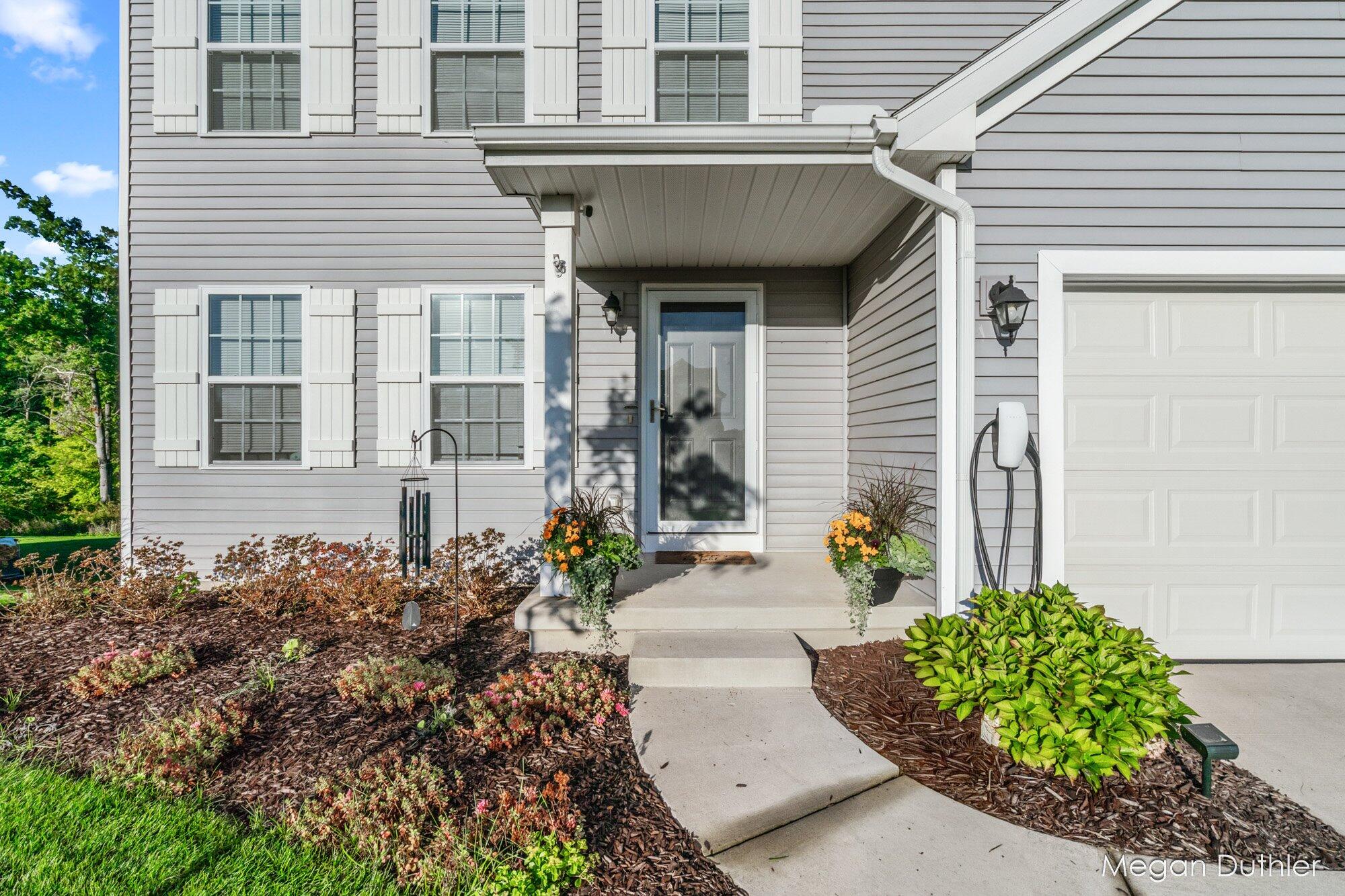 10644 Woodbushe Drive SE