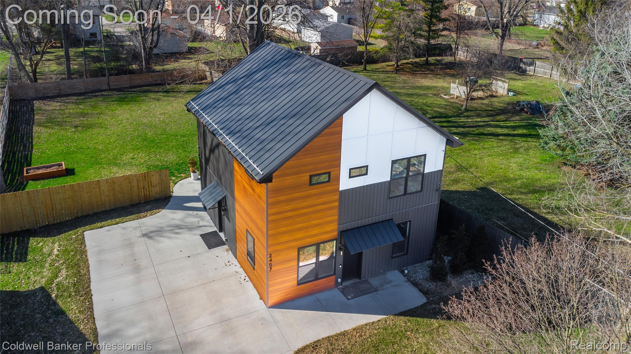 2407 Pollard Road N