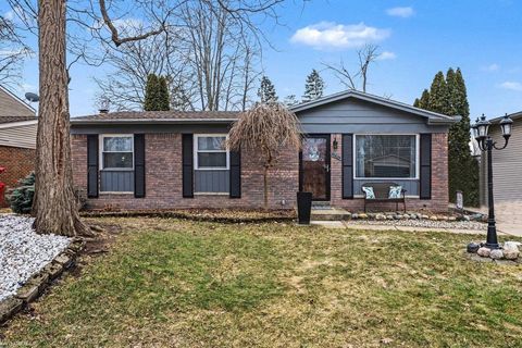 50625 Jim Drive Chesterfield Township MI 48047