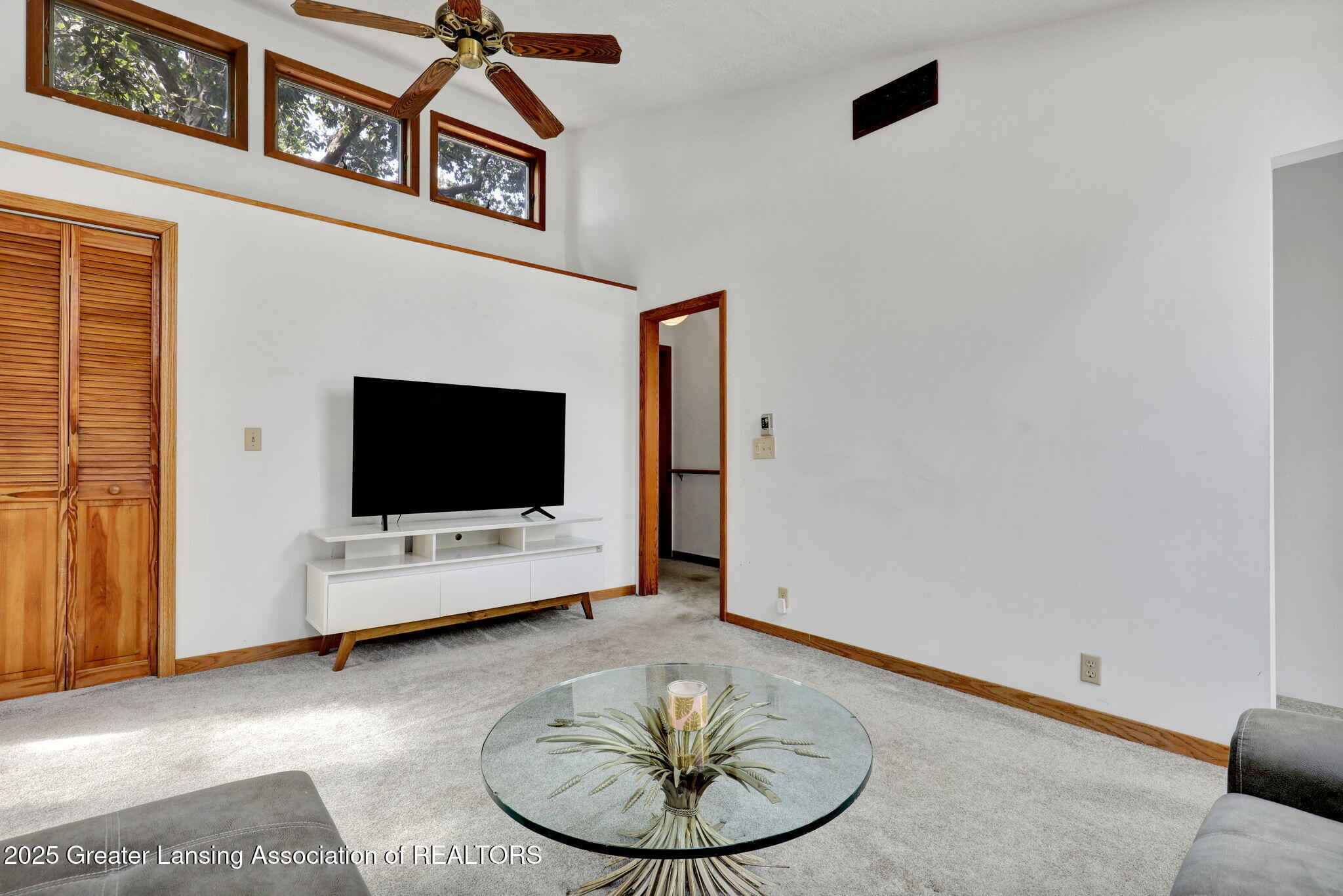 East Lansing City, Michigan 48823, United States, 3 Bedrooms Bedrooms, ,2 BathroomsBathrooms,Residential,Active,181202