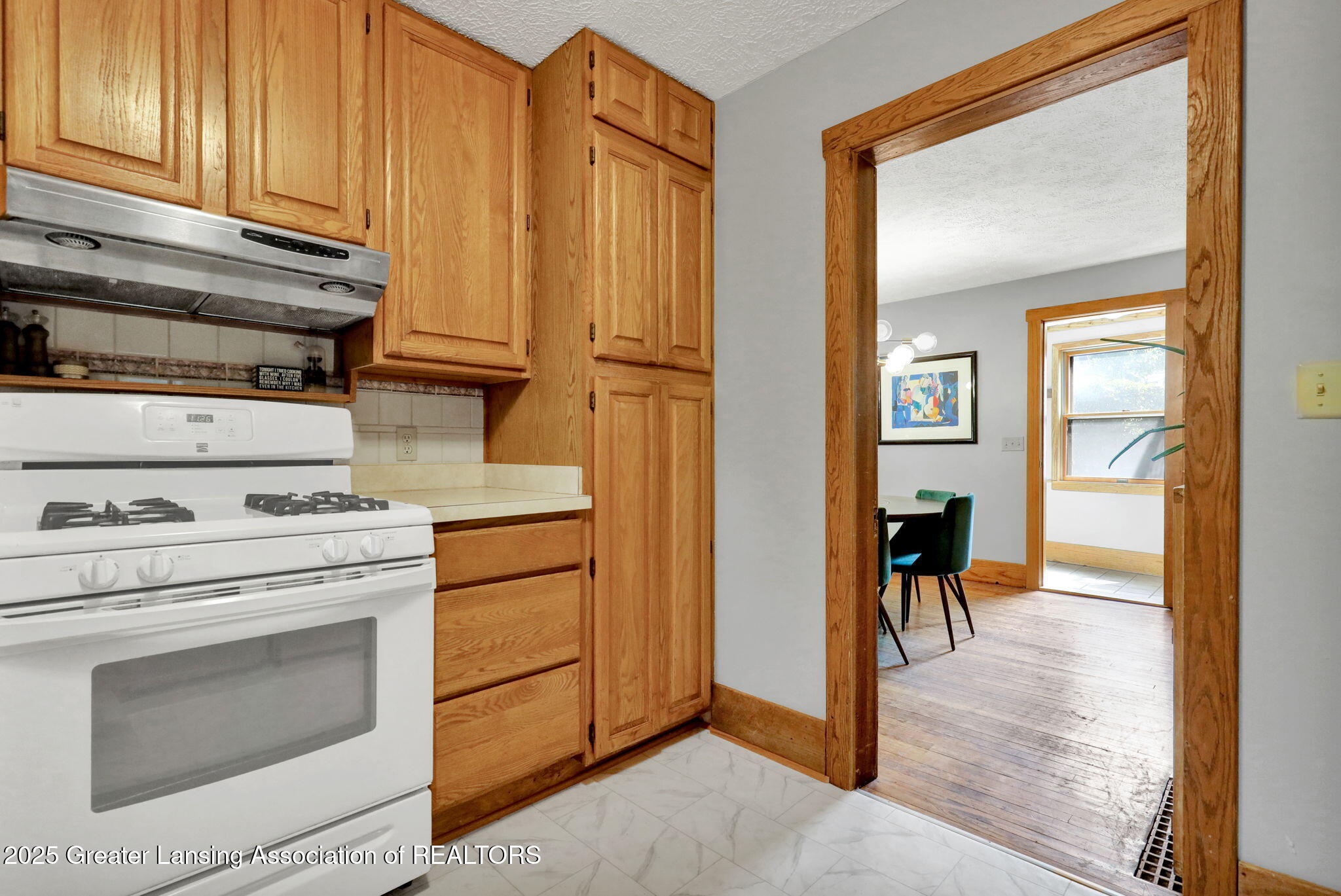 East Lansing City, Michigan 48823, United States, 3 Bedrooms Bedrooms, ,2 BathroomsBathrooms,Residential,Active,181202