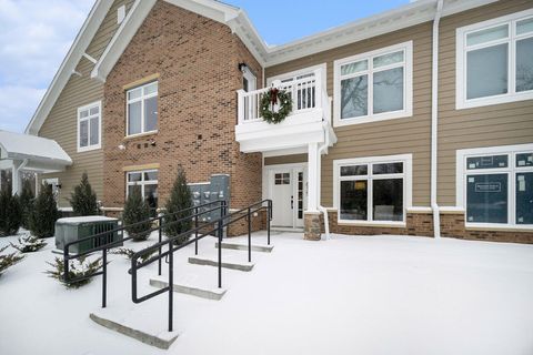 635 Woodland Drive Dexter City MI 48130